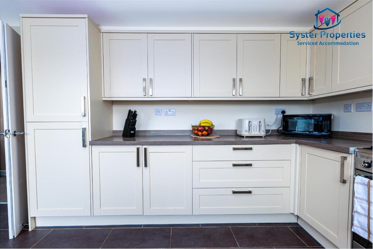 Syster Properties Serviced Accommodation Leicester 5 Bedroom House Glen View Εξωτερικό φωτογραφία